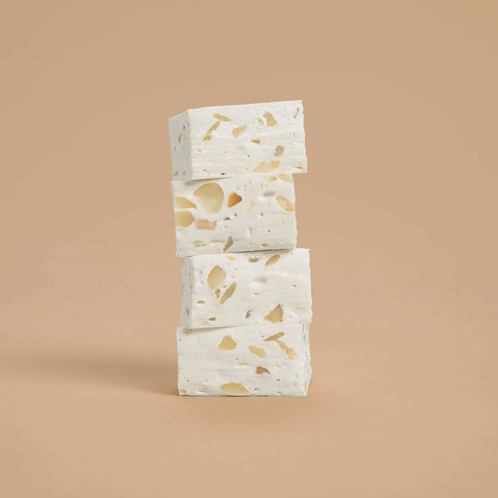 1701 Macadamia | Honey nougat