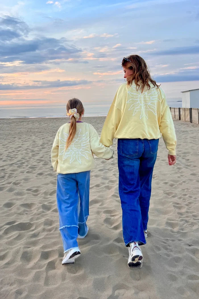 Elle and rapha | Sweater little sun x moon butter yellow