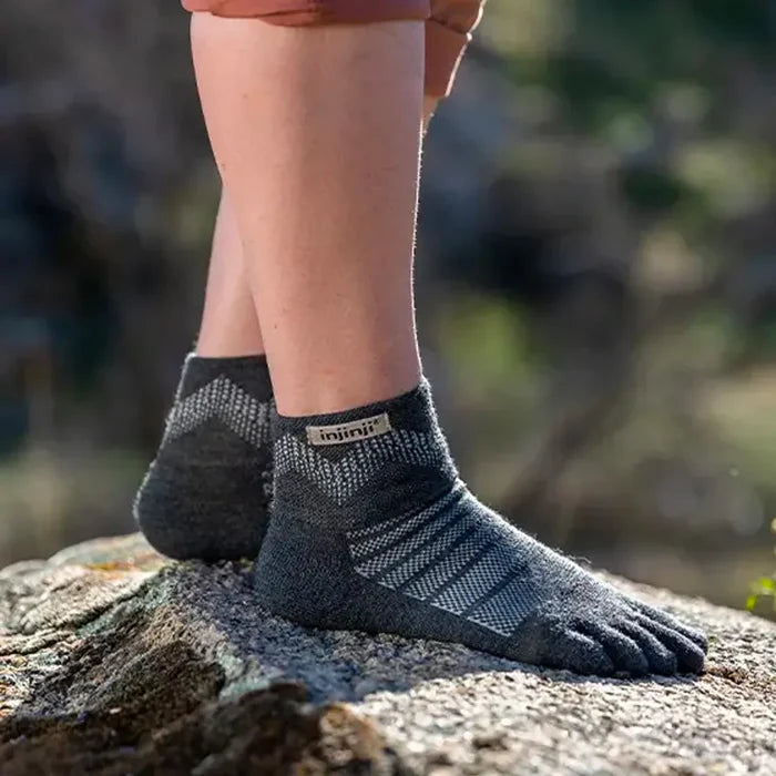 Injinji Outdoor Midweight Mini-Crew Wool Toe Socks 2