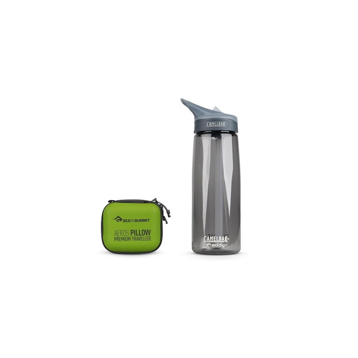 Size comparison on the aeros pillow premium traveller with a water bottle