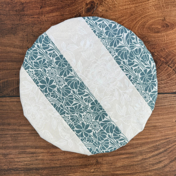 Sale!! Bee White | Frosted Floral