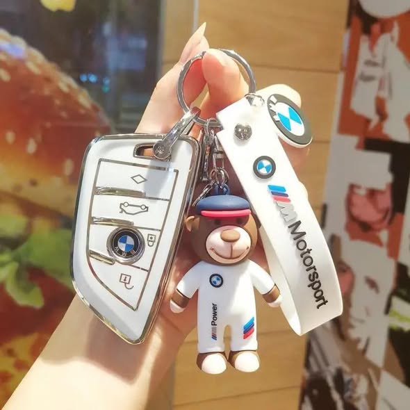 Track Buddy Bears – M Performance Key Chains